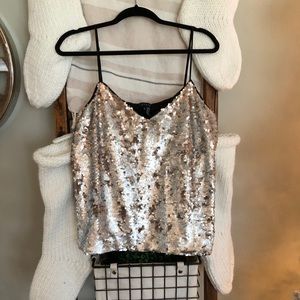 Switching sequin shirt